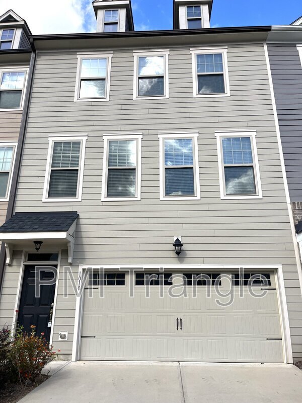 Foto del edificio - 1010 Lathrop Ln