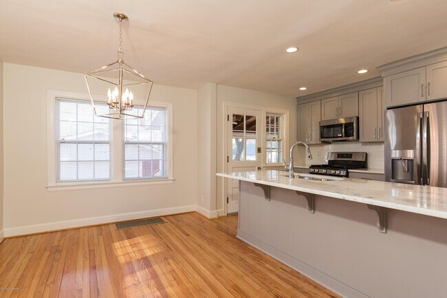 Foto del edificio - 505 Fairlawn Rd