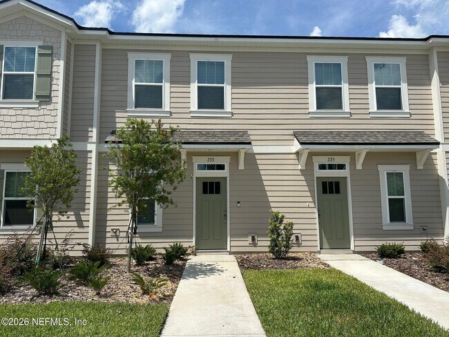 Foto del edificio - 233 Annies Pl