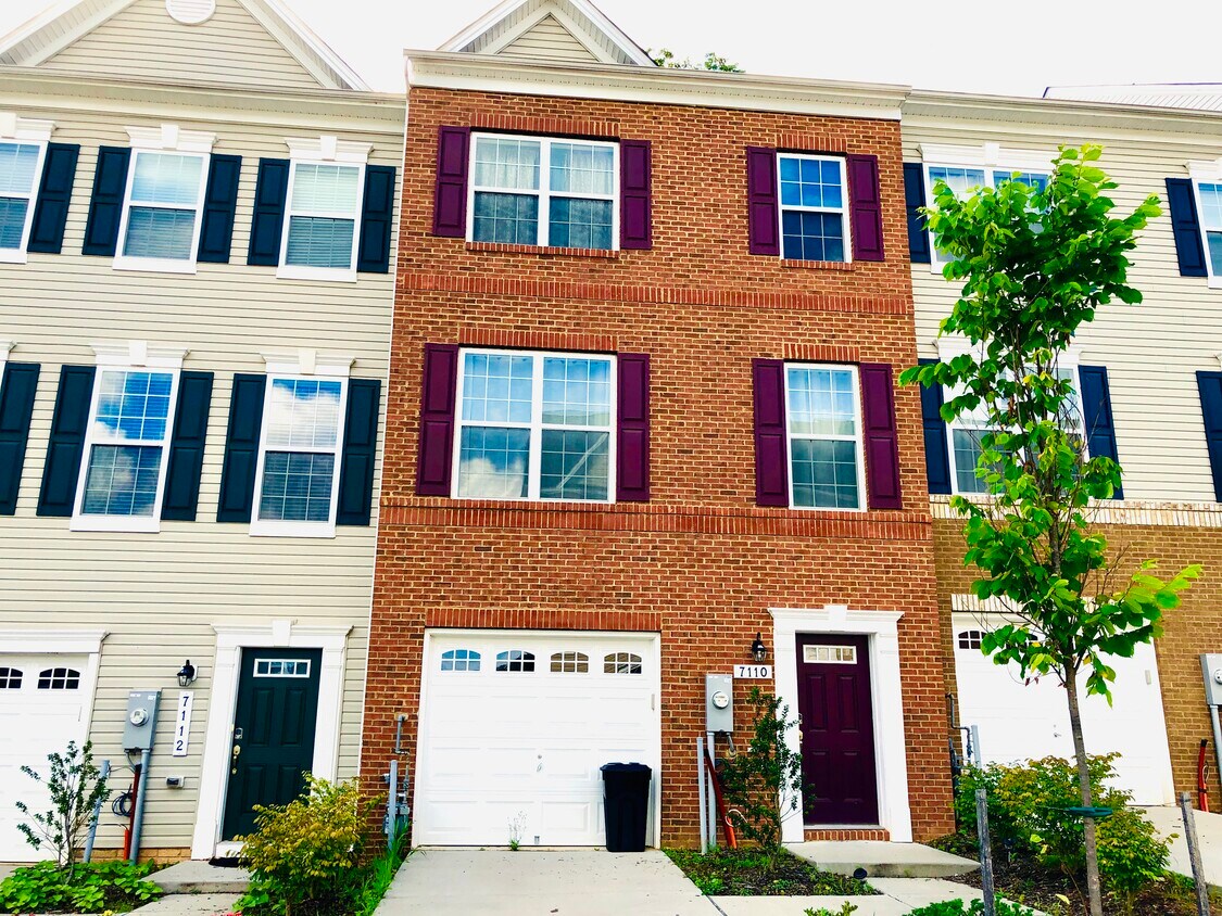 Primary Photo - 7110 River Birch Dr