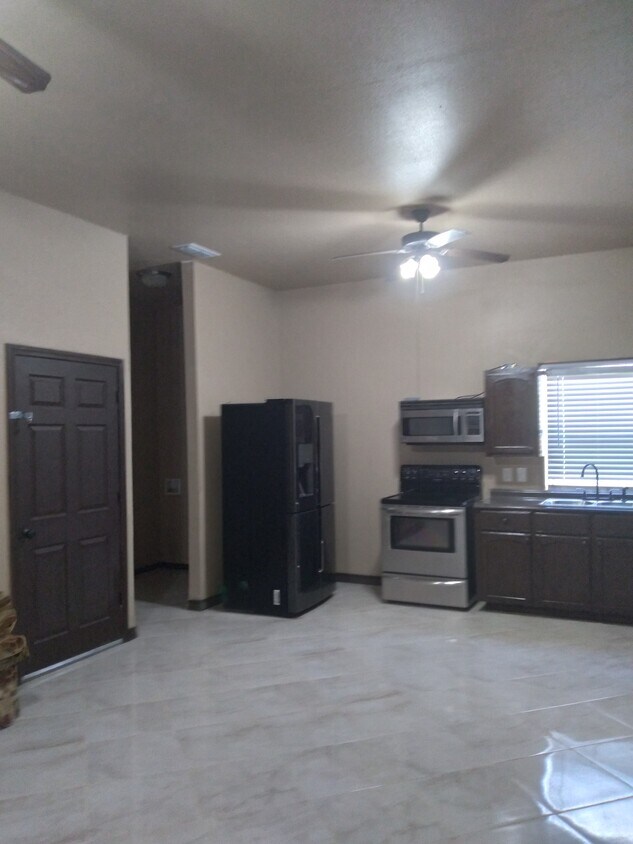 2605 E Wisconsin Rd Unit 1, Edinburg, TX 78542 Apartments in Edinburg, TX