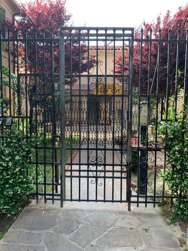 Gated Entry - 4293 Leimert Blvd