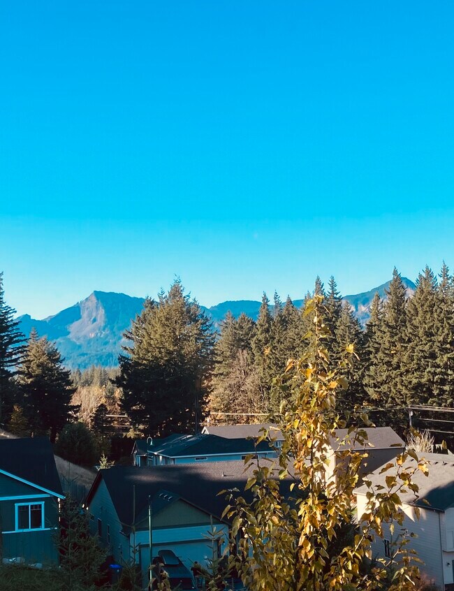 Foto del edificio - 906 Windsong Dr