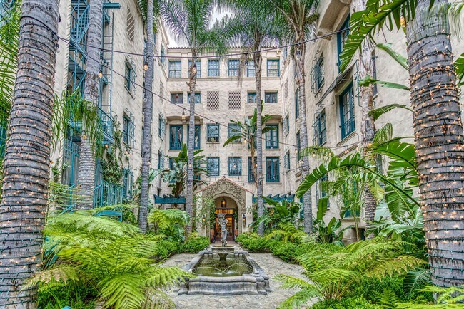 Interior Photo - Los Altos Apartments