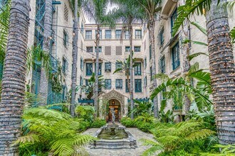 Interior Photo - Los Altos – A Legendary Residence at 4121 Wilshire Blvd