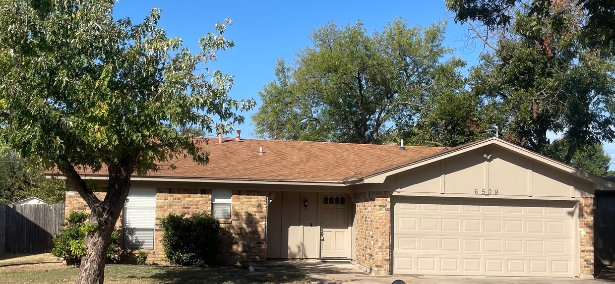 Primary Photo - 6509 Cathy Dr