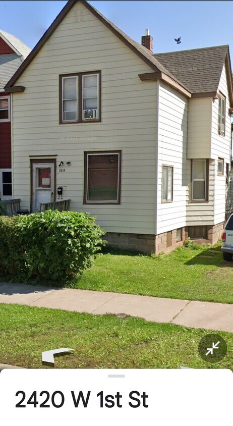 2 bedroom duplex - 2418 W 1st St