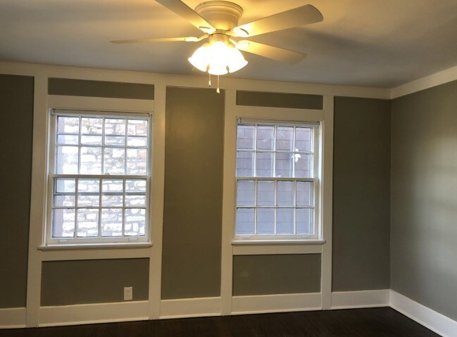 Foto del edificio - 4617 Harrison St