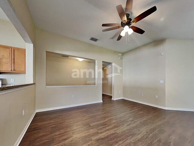 Building Photo - 9620 Simeon Dr