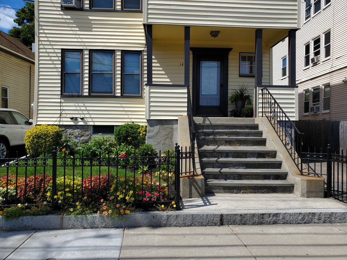 Street View of Home - 1495 River St