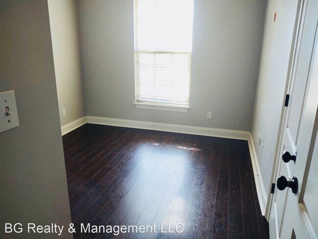 Building Photo - 3 br, 2 bath House - 127 Range Drive