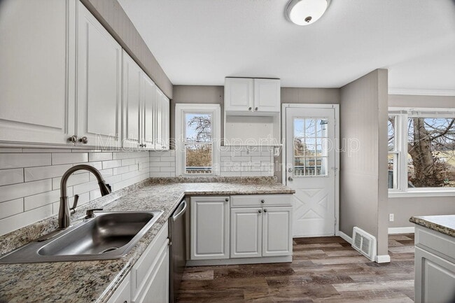 Photo - 1137 Nectar Dr House