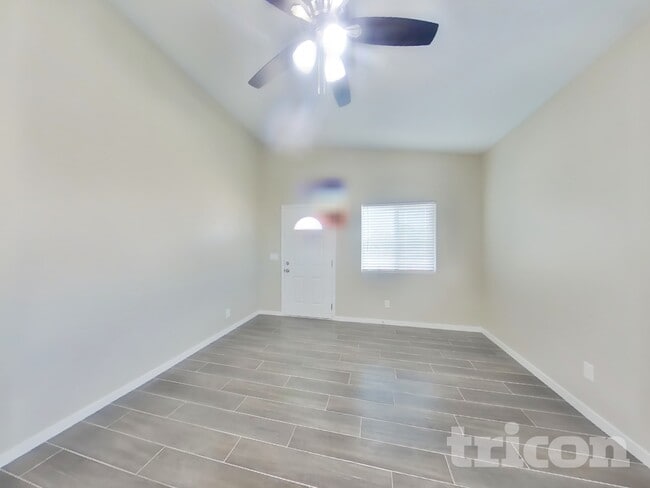 Building Photo - 4411 S 19th St