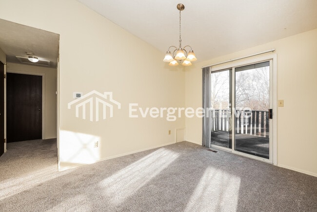 Building Photo - 2531 Windsor Village Dr