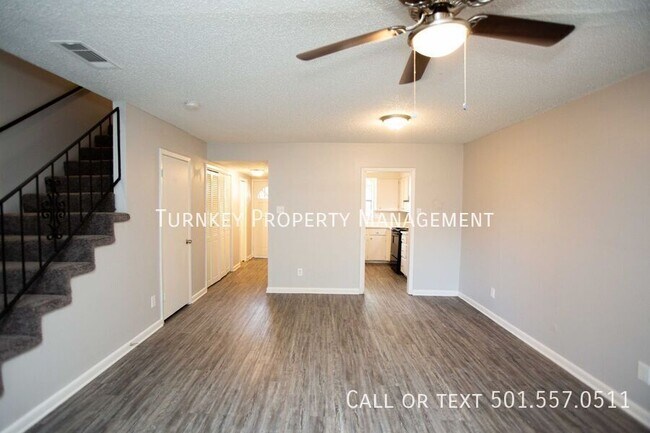 Building Photo - 2102 Fendley Dr