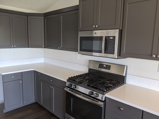 Foto del edificio - 617 W Brundage Way
