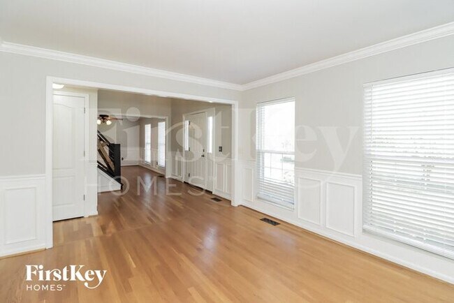 Building Photo - 4730 Brookfield Court