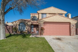 Building Photo - 1109 E Kildare St