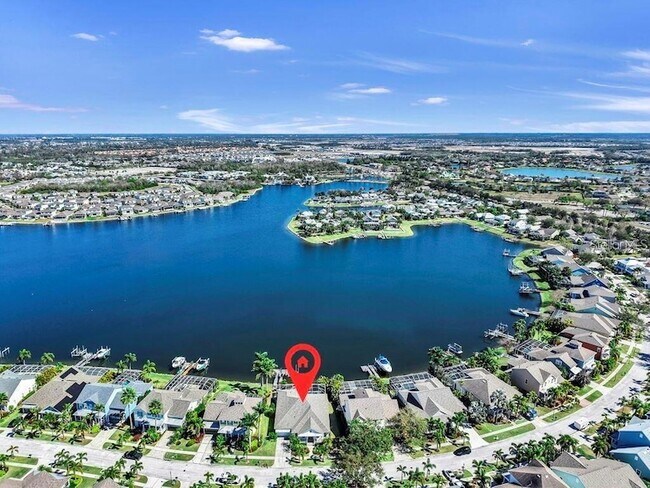 Foto del edificio - 5237 Brighton Shore Dr