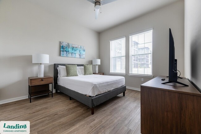 Building Photo - 4902 Cosmos Cir