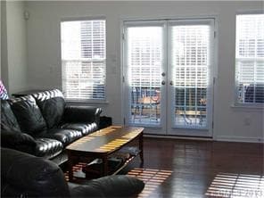Primary Photo - 3-Story Townhome with 3 Master Suites in S...