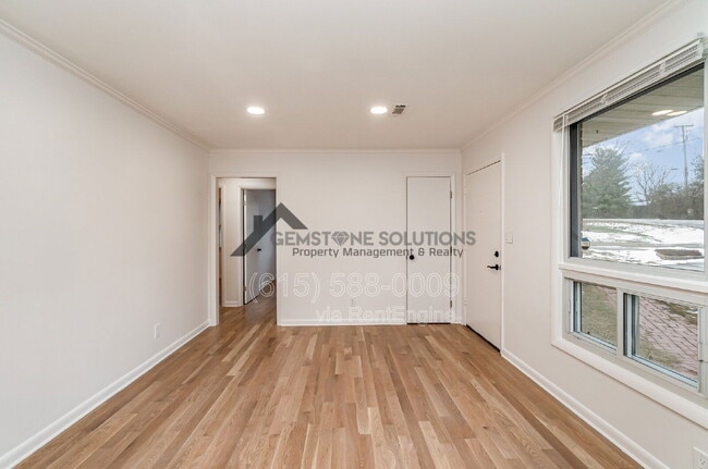 Building Photo - 2702 Nodyne Dr