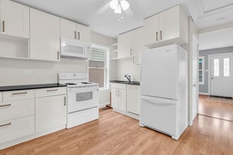 Building Photo - 294 Elizabeth St