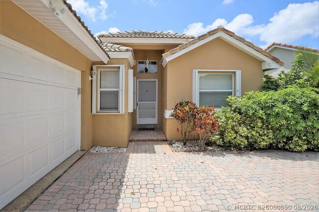 Building Photo - 13284 Majestic Pine Ct