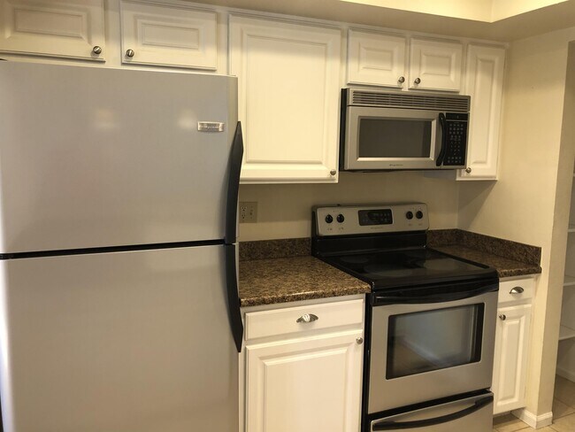 Building Photo - 4210 S Granby Way
