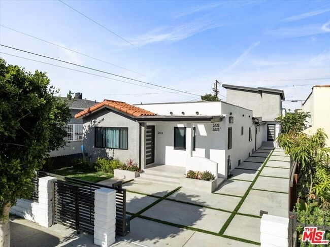 Building Photo - 5413 Homeside Ave