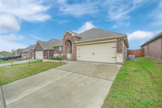 Building Photo - 748 Serenity Sound Dr