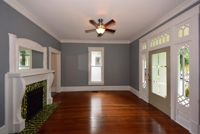 Building Photo - 1303 Greenwood Ave