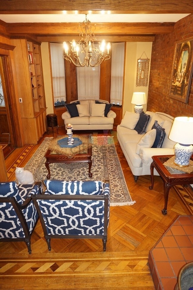 Foto del edificio - 622 77th St