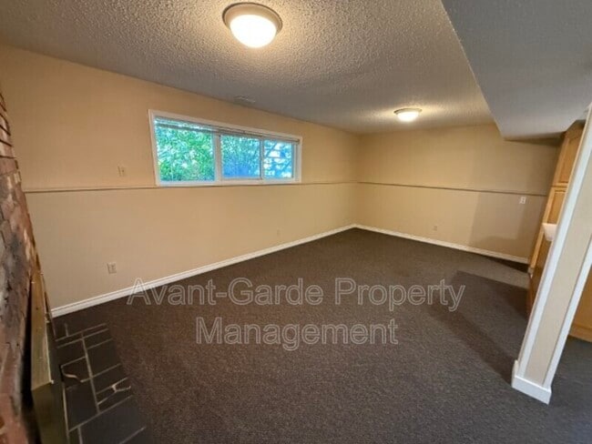 Building Photo - 12835-12873 73 St