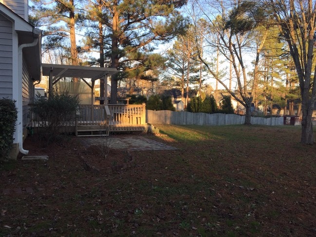 Building Photo - 818 Bentley Dr