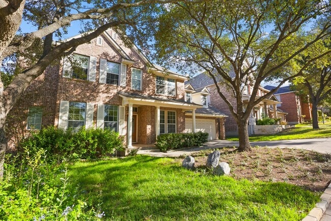 Foto del edificio - 4 Bedroom/3.5 Bath Rogers Ranch Subdivision