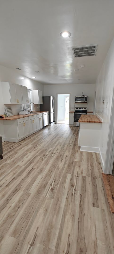 Photo - 2 BR/ 1 BA Newly Renovated Two Bedroom Hou... House