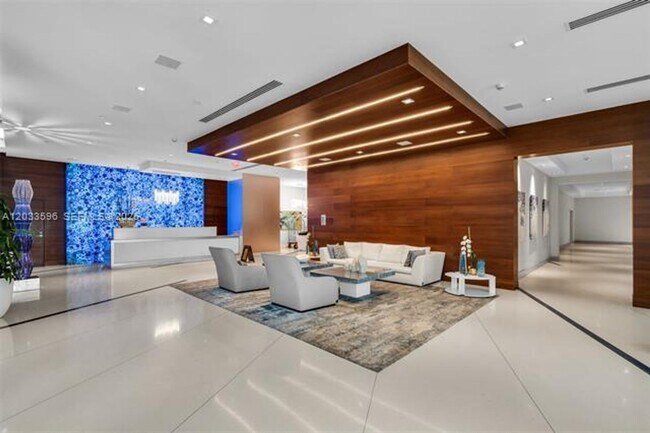 Foto del edificio - 300 Sunny Isles Blvd