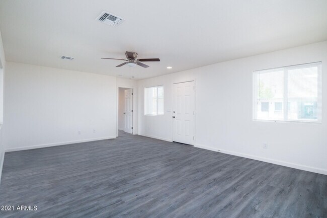 Foto del edificio - 7537 N 21st Ave