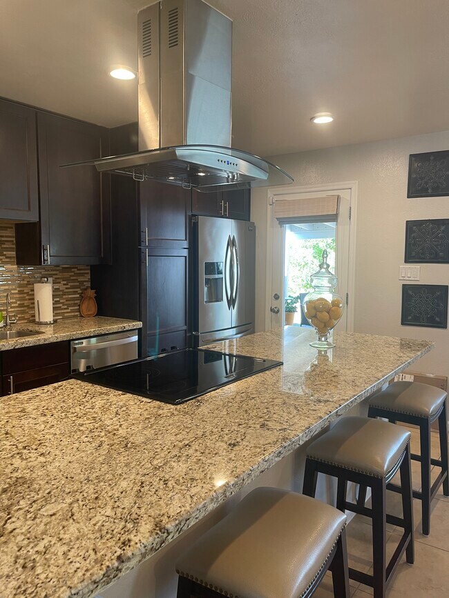 Foto del edificio - 8222 E Heatherbrae Ave