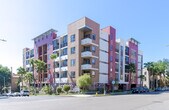 Foto principal - 345 S Gramercy Pl