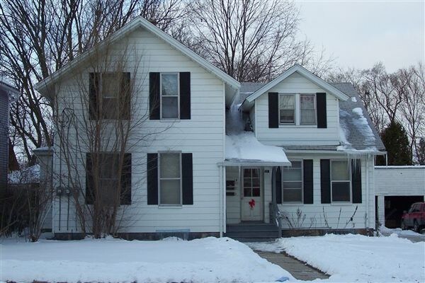 Primary Photo - 810 W Liberty St