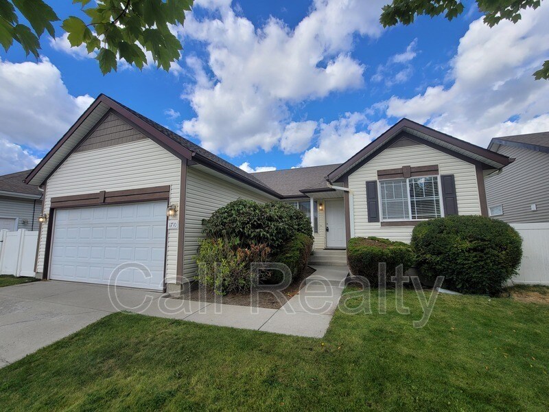1710 W Tieton Ave, Spokane, WA 99208 House Rental in Spokane, WA