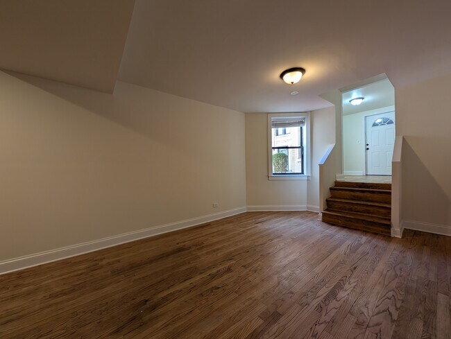 Foto del edificio - 4030 N Ashland Ave