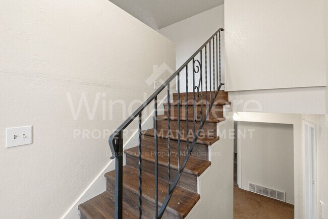 Foto del edificio - 3828 E 7th Ave