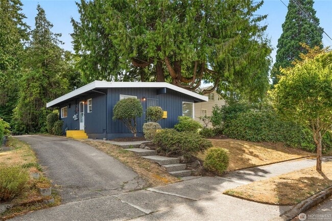 Building Photo - 5609 S Prentice St