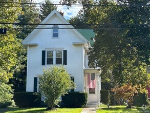 Building Photo - 463 N Main St