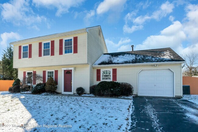 Foto del edificio - 2303 Oak Knoll Dr