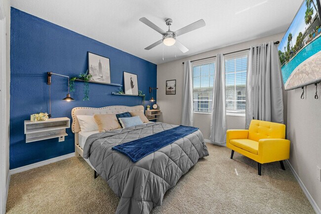 Building Photo - 10142 Montague St