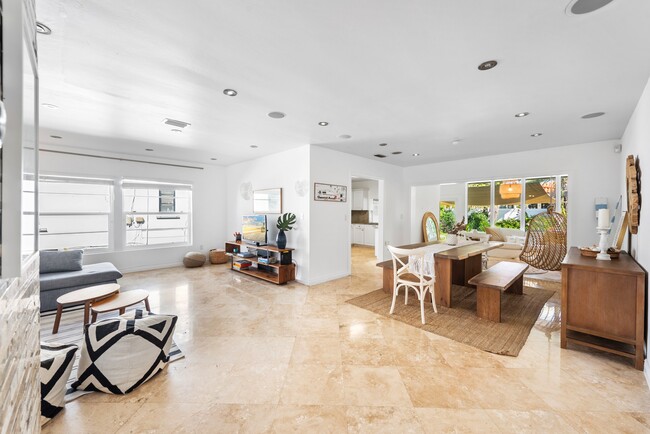 Foto del edificio - 9009 Hawthorne Ave